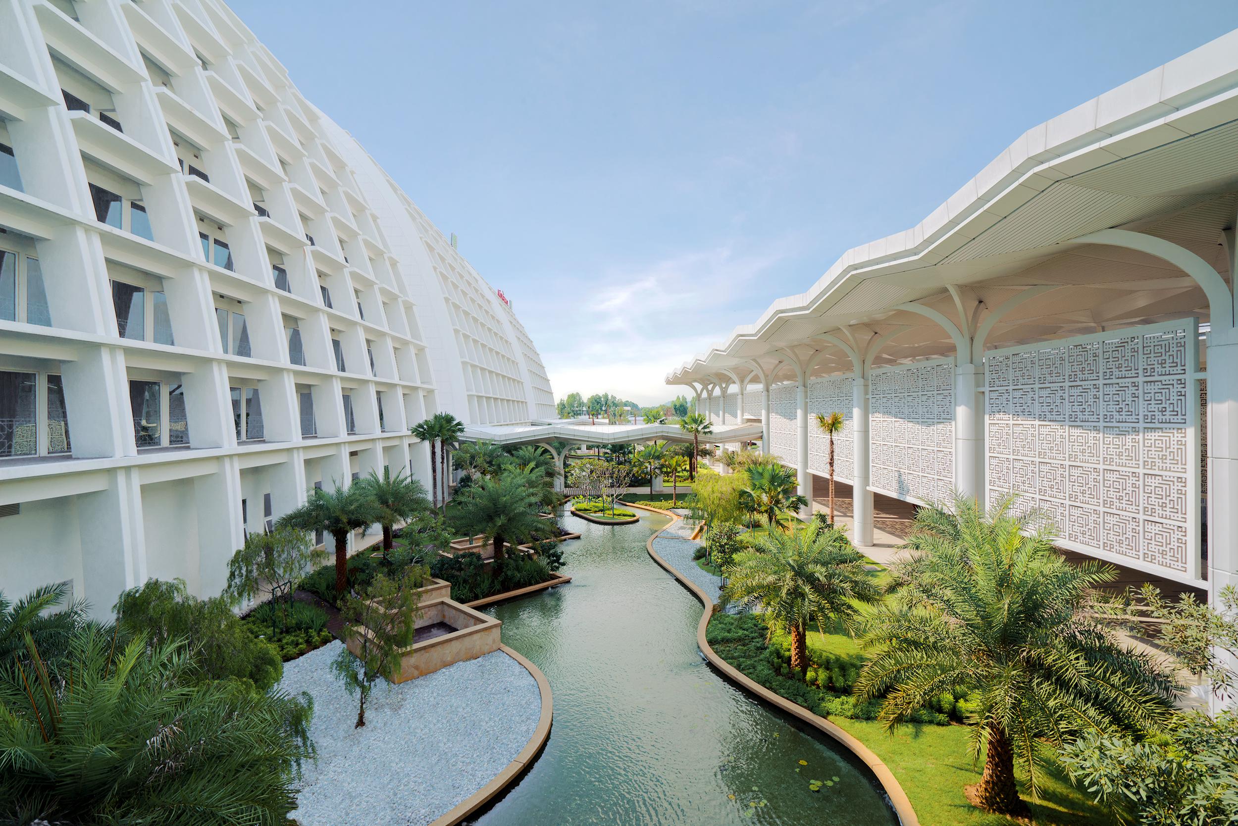 Movenpick Hotel & Convention Centre Klia Sepang Exterior foto